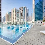 Upscale 3Br Apartment In Bayz Tower, Business Bay By Deluxe Holiday Homes