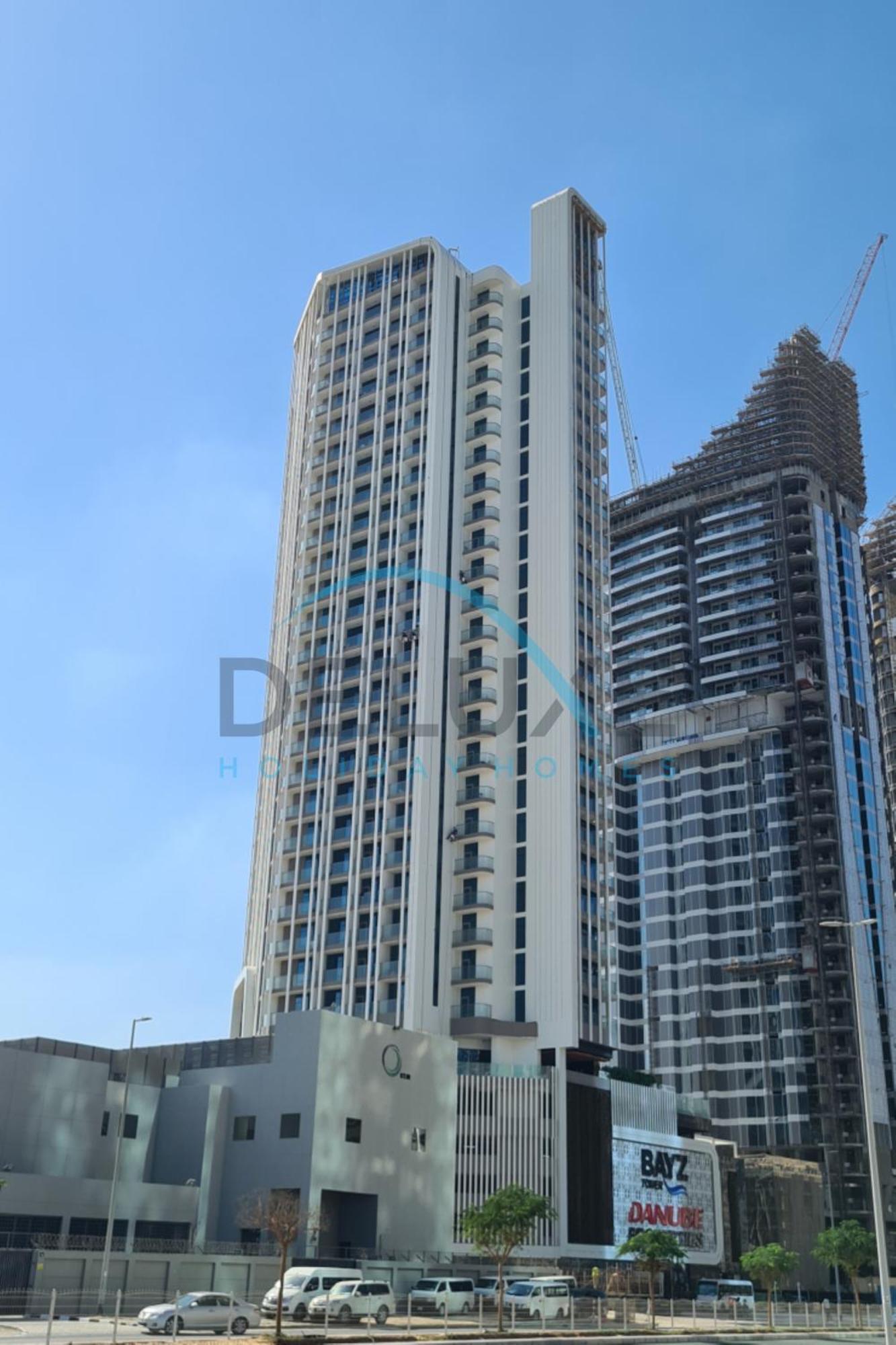 Apartment Upscale 3br In Bayz Tower, Business Bay By Deluxe Homes