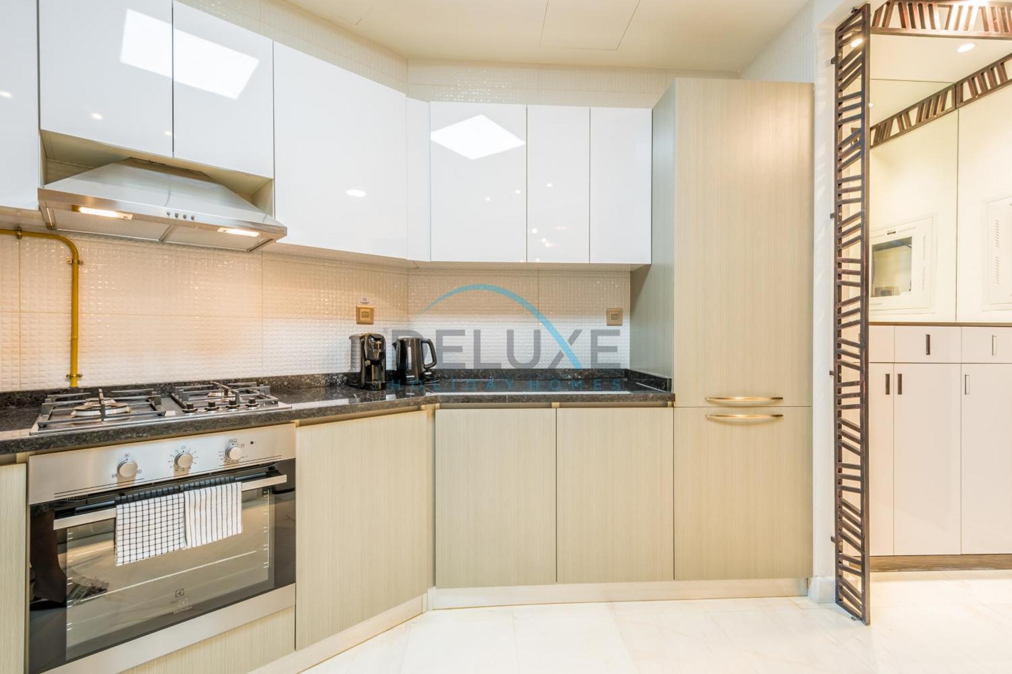 Upscale 3br In Bayz Tower, Business Bay By Deluxe Homes Apartment