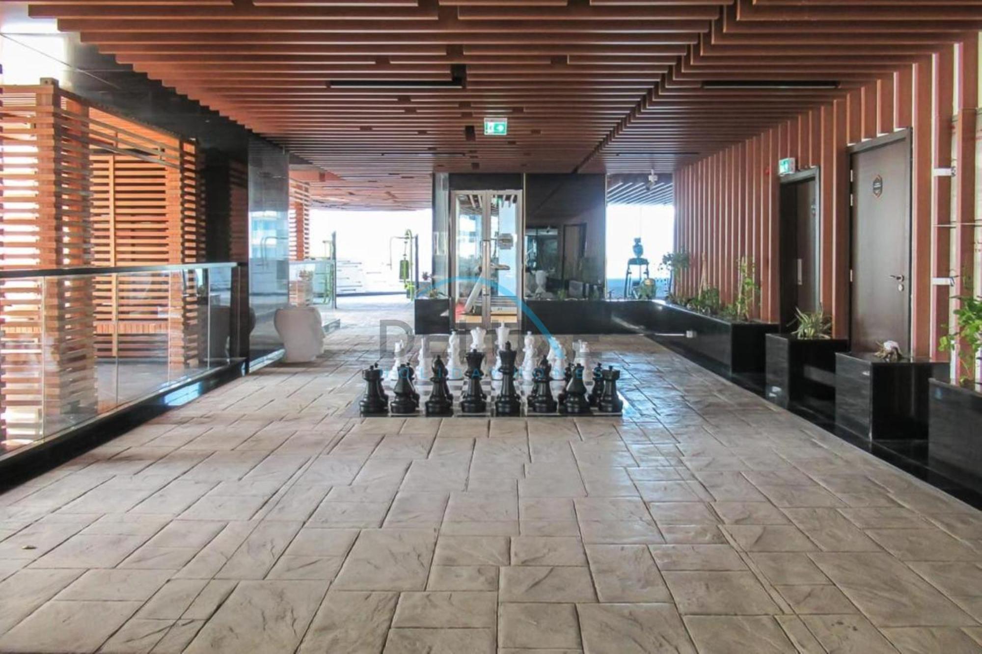 Apartment Upscale 3br In Bayz Tower, Business Bay By Deluxe Homes Dubai